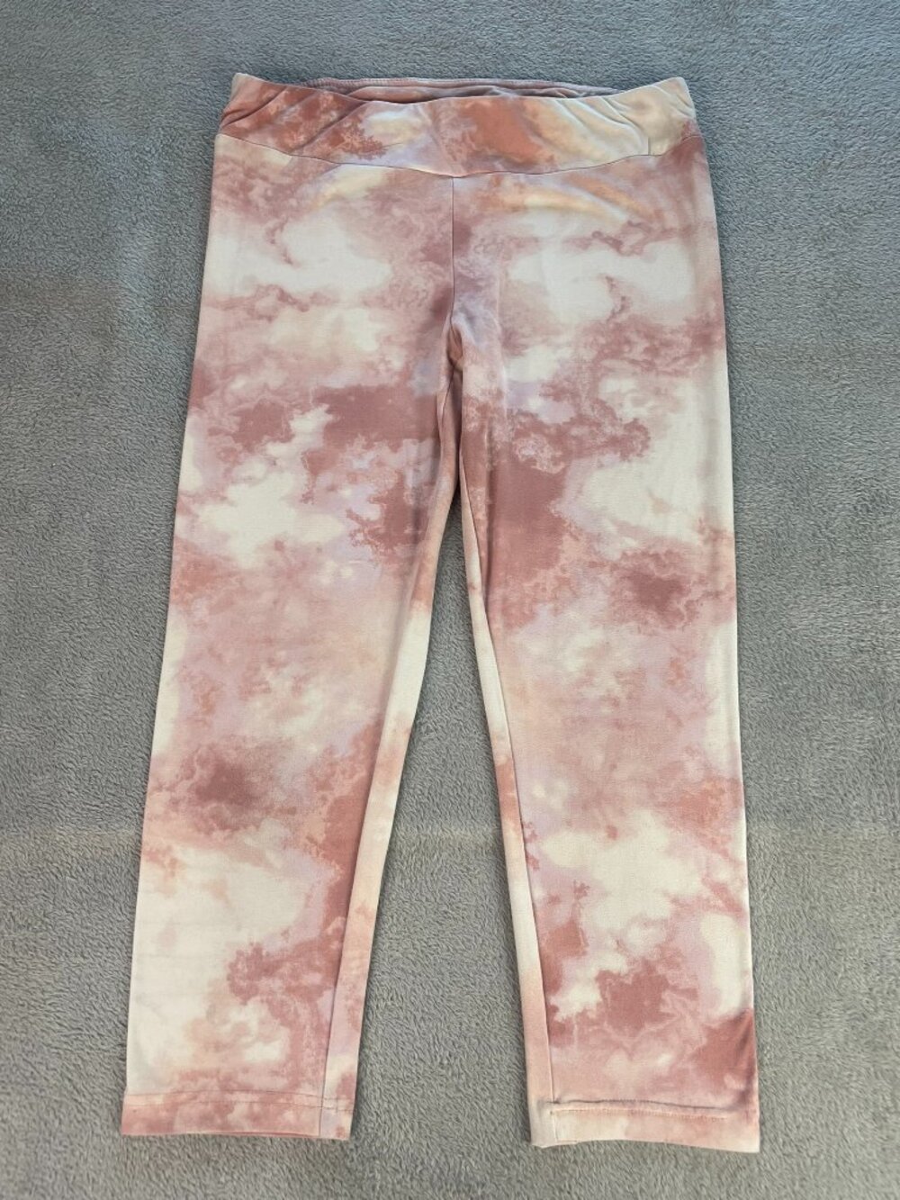 Time and Tru Women's M 8-10 Tie Dye Capri Leggings Pink Cream Stretch